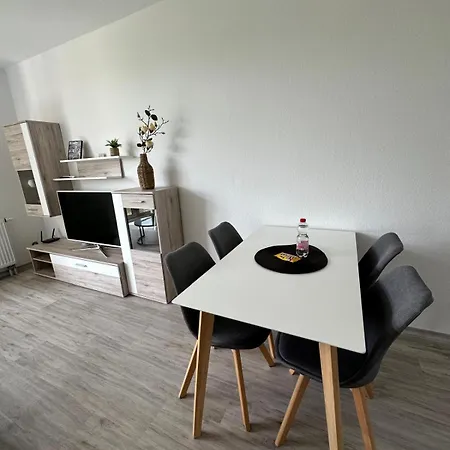Apartment In Lisa, Sehr Ruhige Lage, Blick Ins Gruene, Hochwertig Renoviert, Wlan Und Parkplatz Gratis